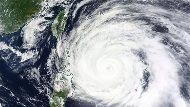 Dieses Satellitenbild zeigt den Taifun „Mawar“, der sich derzeit in der Nähe der Philippinen befindet.