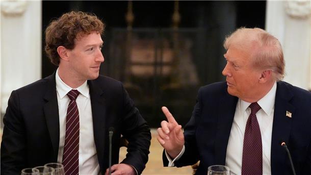 Trump gibt Dinner für Tech-Giganten - Elon Musk nicht dabei Dinner für Tech-Bosse: US-Präsident Donald Trump hat die Chefs der großen amerikanischen Tech-Konzerne zu einem Abendessen ins Weiße Haus geladen.
