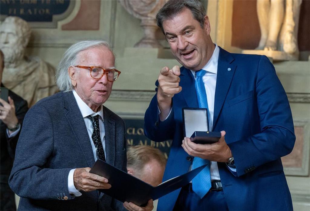 Deutschlands König des Jazz - Klaus Doldinger ist tot Doldinger erhielt vor gut zwei Jahren den Bayerischen Maximiliansorden. (Archivbild)
