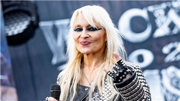 Doro Pesch hat in ihrer Karriere bereits 3500 Konzerte gegeben.
