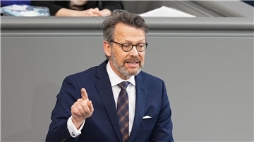 DOSB-Vorstandsvorsitzender Otto Fricke fordert eine faire Geldverteilung