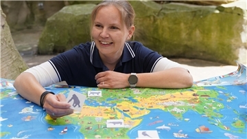 Dr. Antje Mewes, Leiterin der Zooschule, am „Bunten Tag der Artenvielfalt“.