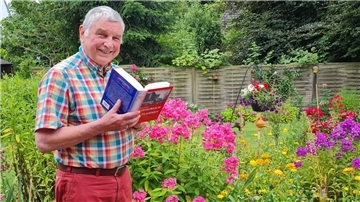 Dr. Dirk Böttger