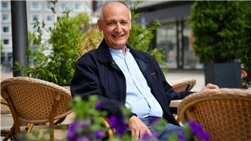 Dr. Helmut Munkel