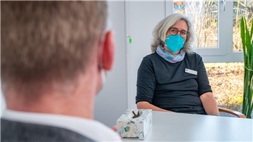 Dr. Sonja Freyer, promovierte Pflegeexpertin