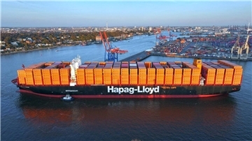 SchiffDual-Fuel-Technologie und 23.660 TEU: Hapag-Lloyd setzt auf Nachhaltigkeit mit Blick auf das neue Flaggschiff „Hamburg Express“.
