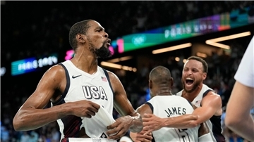 Durant verlängert bei den Rockets.