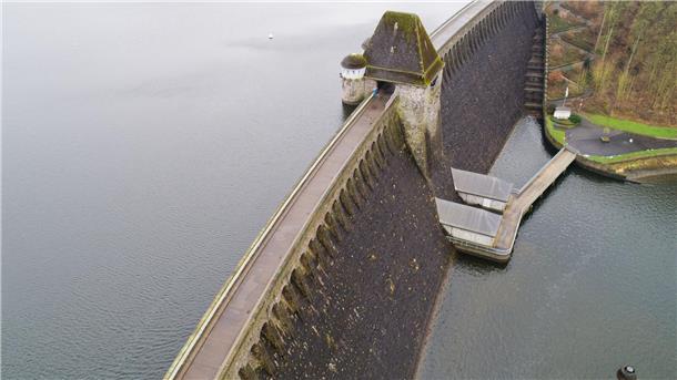 Durch den Eintrag von Sedimenten drohen große Staudämme bis 2050 rund ein Viertel ihrer Speicherkapazität zu verlieren.