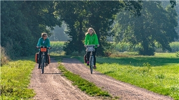 Durch Wald und Wiese: Viele Radwege verlaufen auch abseits von Straßen.