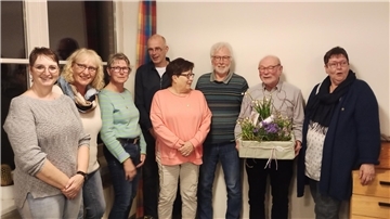 Ehrungen mit Monika Hattermann, Doris Schumacher, Sylke Wulff, Holder Diekmann, Ingeborg Laverenz, Klaus-Dieter Laverenz, Hartmut Kühne und Martina Geberzahn.