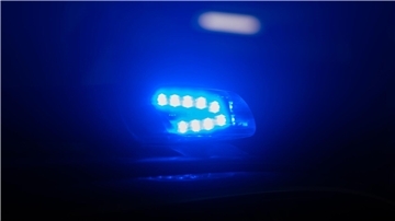 Ein 55 Jahre alter Autofahrer verlor offenbar wegen eines Krankheitsfalls die Kontrolle über sein Fahrzeug. (Symbolbild)