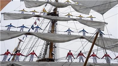 Ein Anblick, auf den die Sail-Fans in diesem Jahr verzichten müssen. Das trifft auch die örtliche Wirtschaft hart.