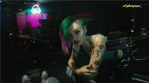 Cyberpunk 2077 mit neuem Update: Lohnt sich das Game nach fünf Jahren noch? Ein Brain-Dance auf Bestellung: In „Lizzie‘s Bar“ taucht „V“ in die virtuelle Realität ab.