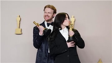 Ein eingespieltes und erfolgreiches Team: Finneas O’Connell und Billie Eilish. Mit ihrem Barbie-Song „What Was I Made For?“ wurden die beiden mit einem Oscar ausgezeichnet.