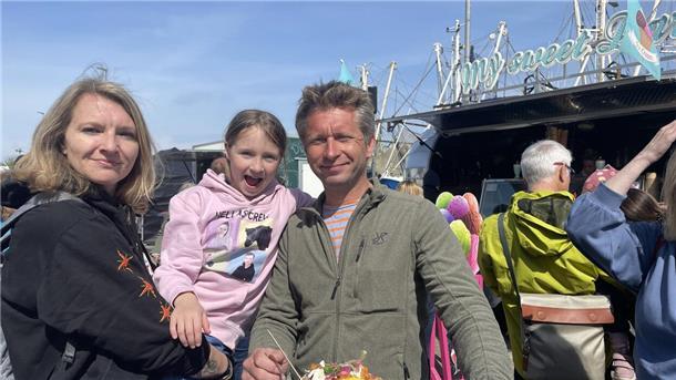 Familie auf Markt