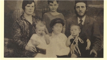 Ein Foto von Rachel Hanans Familie - nur sie selbst überlebte Auschwitz.