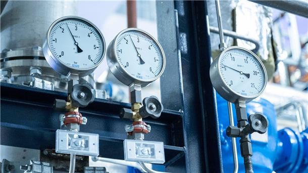 Ein Heizkraftwerk: Wärmenetze können angeschlossene Haushalte mit Energie versorgen.