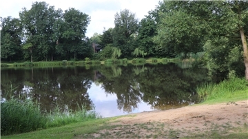 Das Foto zeigt den Birkensee in Weertzen. 