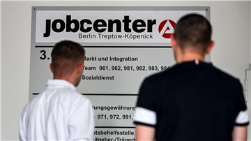 „Ein Integrationsturbo für Geflüchtete und Sparpolitik bei den Jobcentern passen nicht zusammen“, sagt Städtetag-Hauptgeschäftsführer Helmut Dedy.