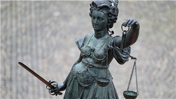 Ein Jahr nach der Tat dauert die juristische Aufarbeitung des Doppelmordes von Fischerhude an.
