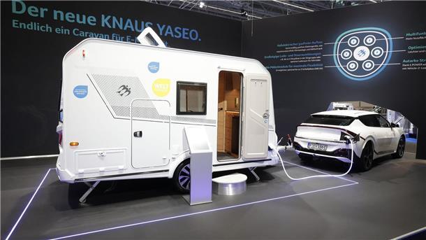 Caravaning-Tourismus liegt weiter im Trend Ein Knaus Yaseo Wohnwagen, gebaut für elektrische Zugfahrzeuge, auf der Caravan Messe.
