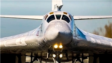 Ein Langstreckenbomber der russischen Luft- und Raumfahrtkräfte (Archivbild).