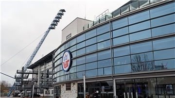 Ein Mitarbeiter von Hansa Rostock hat 100.000 Euro aus einem Safe entwendet.