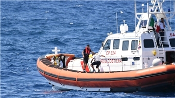 Ein Schiff der italienischen Küstenwache (Archivbild).