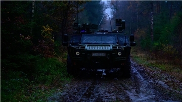 Ein Spähwagen vom Typ Fennek.