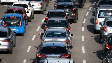 Ein Unfall auf der A28 bei Oldenburg hat Stau auf verschiedenen Straßen verursacht. (Symbolbild)