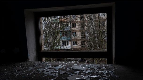 Ein während eines russischen Angriffs zerstörtes Gebäude in Cherson.