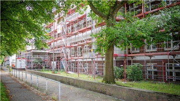 Ein Wasserschaden mit Schimmelbildung hält die Fritz-Husmann-Grundschule in Atem. 