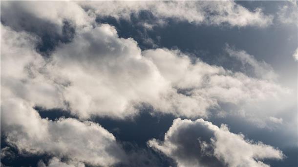 Sonne, Wolken und Schauer am Pfingstwochenende Ein Wettermix bestimmt das Pfingstwochenende.