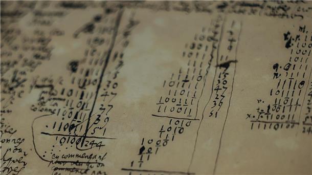 Ein Zettel mit Notizen zum binären Zahlencode des Universalgelehrten Gottfried Wilhelm Leibniz.