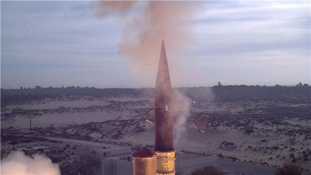 Eine „Arrow-3“-Abfangrakete der israelischen Armee.