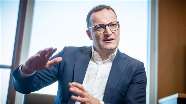 Spahn für Corona-Aufarbeitung mit allen Blickwinkeln Eine Aufarbeitung der Corona-Politik täte auch der Gesellschaft gut, findet Jens Spahn.
