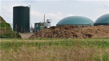 Eine große Biogasanlage in der nördlichen Wesermarsch.
