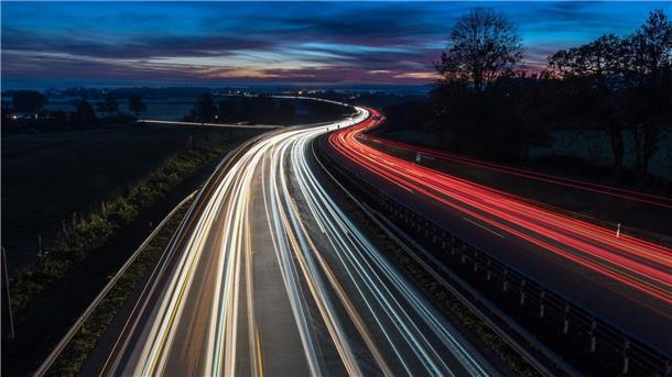 Klage soll den Ausbau der A8 verhindern Eine Klage soll den Ausbau der A8 Richtung Österreich verhindern.
