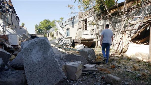 Eine Produktionshalle für Industriegüter in Odessa wurde durch russische Raketentrümmer zerstört. Eine russische Offensive ist derzeit aber nicht zu erwarten.