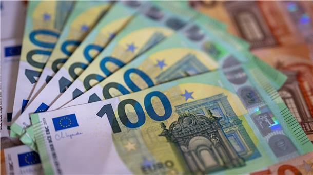 Inflationsausgleichsprämie für viele Tarifbeschäftigte Eine Sonderzahlung bis zu 3000 Euro steuer- und abgabenfrei haben viele Tarifbeschäftigte bereits ausgezahlt bekommen.