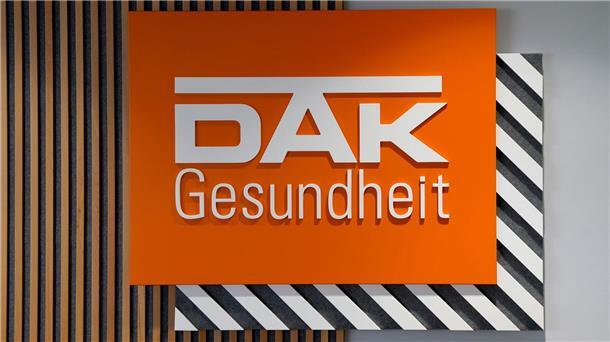 Jüngere Beschäftigte leiden unter Generationenkonflikten Eine Studie zeigt: In Niedersachsen berichten viele junge Beschäftigte von Generationenkonflikten im Job. (Symbolbild)
