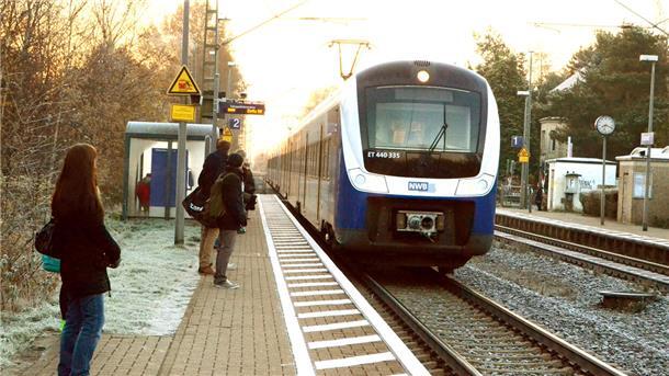 Einen einfacheren Zugang zum geplanten 49-Euro-Ticket für Bahnen und Busse fordert die Senioren Union im Landkreis Cuxhaven. 