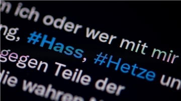 Einer Statistik zufolge sahen sich Jüngere Internetnutzende häufiger mit Hate Speech im Netz konfrontiert als ältere. (Symbolbild)