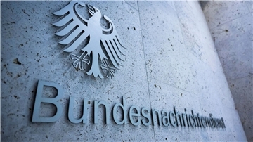 Eingang der Zentrale des Bundesnachrichtendienstes in Berlin.
