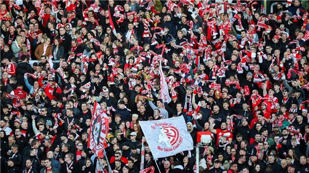 Einige Fans von Rot-Weiss Essen haben sich in Verl daneben benommen.