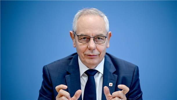 Gewerkschaft: Preisbremsen „gutes Paket“, aber nachschärfen „Einige große energieintensive Unternehmen drohen aus den Hilfsprogrammen herauszufallen“: Michael Vassiliadis.