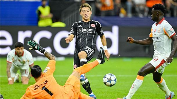 Eintracht Frankfurt ist erfolgreich in die Champions League gestartet.