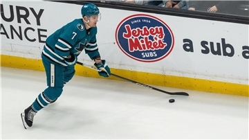 Eishockey-Nationalspieler Nico Sturm wechselt von den San Jose Sharks zu den Florida Panthers.