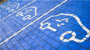 Elektroautos machen weltweit einen immer höheren Anteil der Neuzulassungen aus. (Symbolbild)