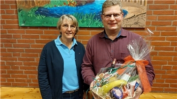 Elke Viebrock vom DRK-Ortsverein Selsingen und Rüdiger Brock aus Selsingen.